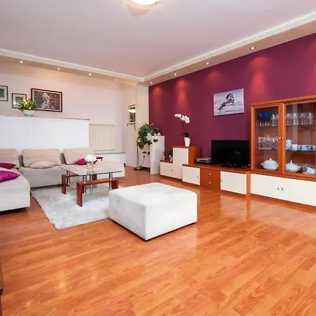 Ferienhaus Eni Mit Pool Rovinj