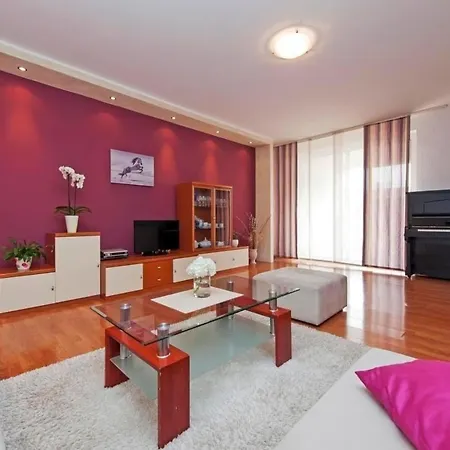 Ferienhaus Eni Mit Pool *